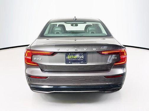 2025 Volvo S60 B5 Core