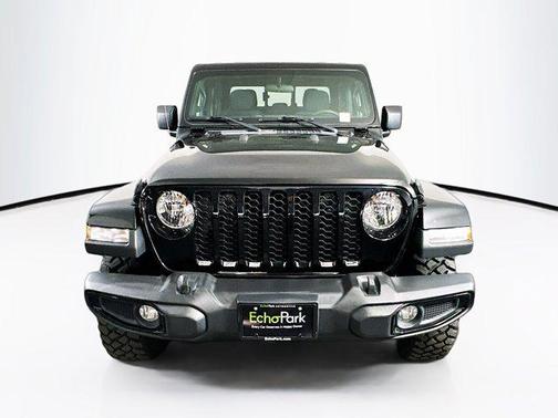 2022 Jeep Gladiator Sport