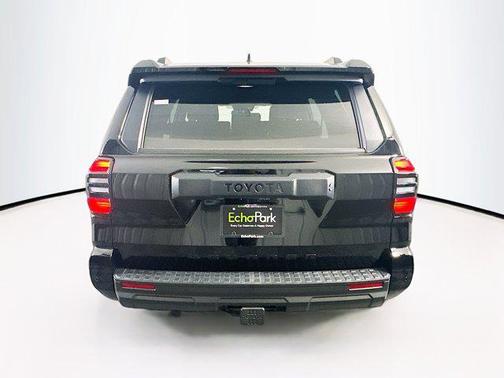 2025 Toyota 4Runner TRD Off Road