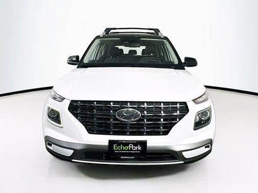 2024 Hyundai VENUE Limited