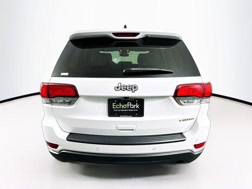 2022 Jeep Grand Cherokee Laredo