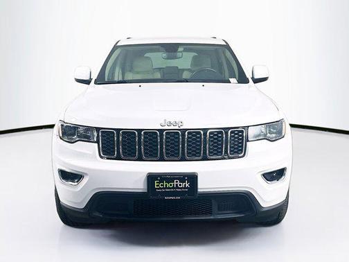 2022 Jeep Grand Cherokee Laredo