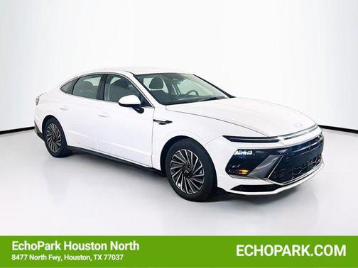 2025 Hyundai SONATA Hybrid SE