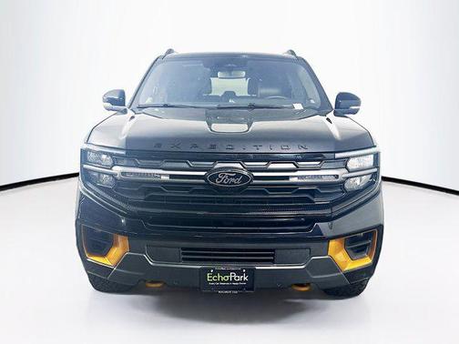 Agate Black Metallic 2025 Ford Expedition Tremor