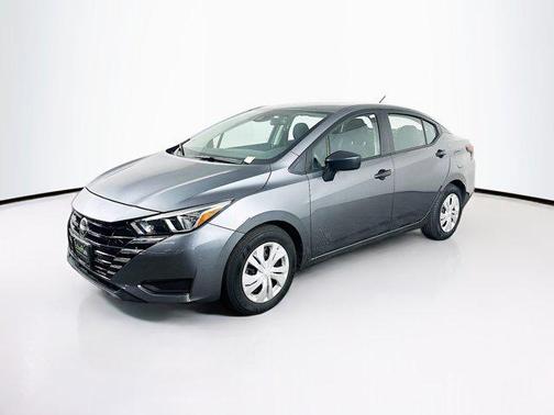 2024 Nissan Versa 1.6 S