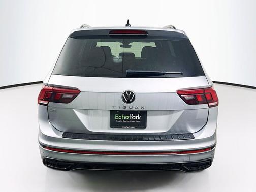 Pyrite Silver Metallic 2023 Volkswagen Tiguan 2.0T SE R-Line Black