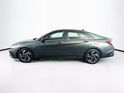 2025 Hyundai ELANTRA HEV Limited