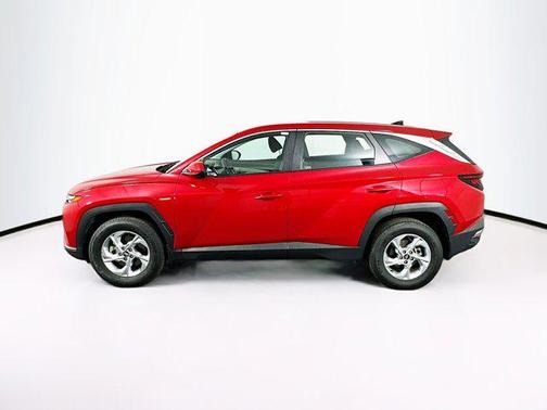 2023 Hyundai TUCSON SE