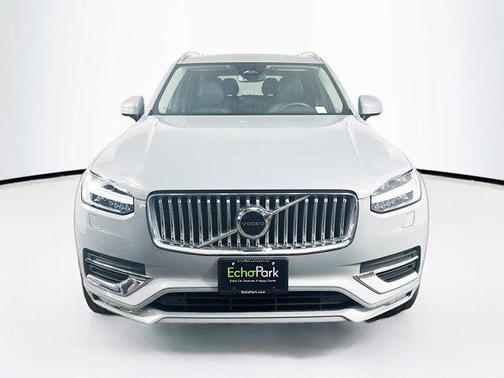 2024 Volvo XC90 B5 Core Bright Theme