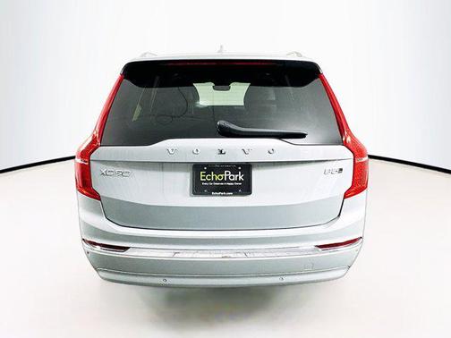2024 Volvo XC90 B5 Core Bright Theme
