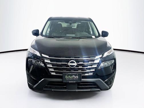 Super Black 2024 Nissan Rogue SV