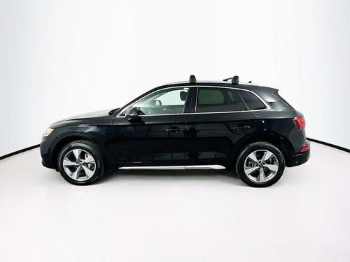 2023 Audi Q5 40 Premium Plus