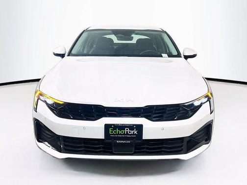 Snow White Pearl 2025 Kia K5 LXS