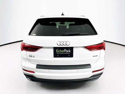 2024 Audi Q3 Premium 45 TFSI S line quattro Tiptronic