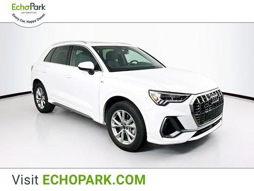 2024 Audi Q3 Premium 45 TFSI S line quattro Tiptronic