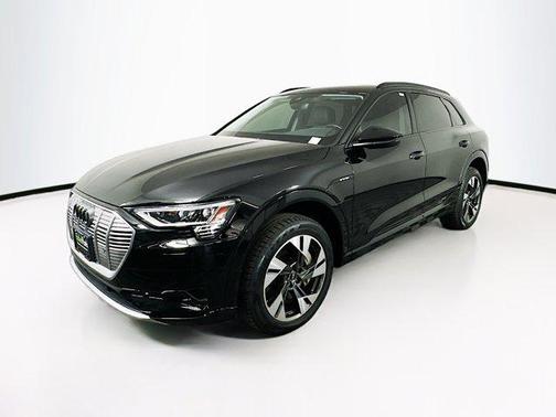 2022 Audi e-tron Premium