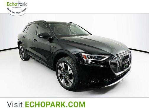 2022 Audi e-tron Premium