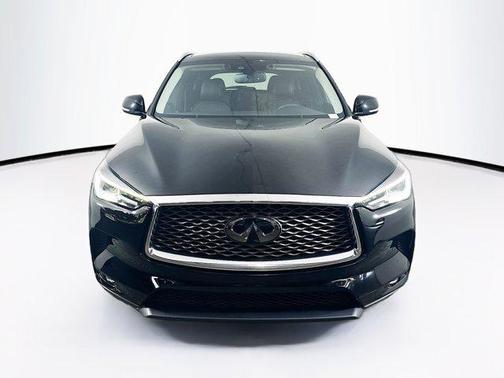 2022 INFINITI QX50 LUXE