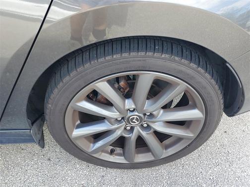 2022 Mazda Mazda3 FWD w/Preferred Package