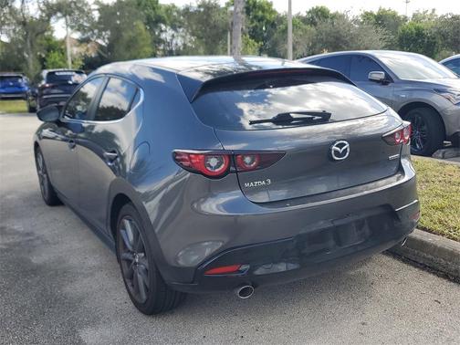 2022 Mazda Mazda3 FWD w/Preferred Package