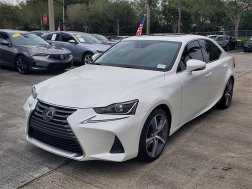 2018 Lexus IS 300 Base