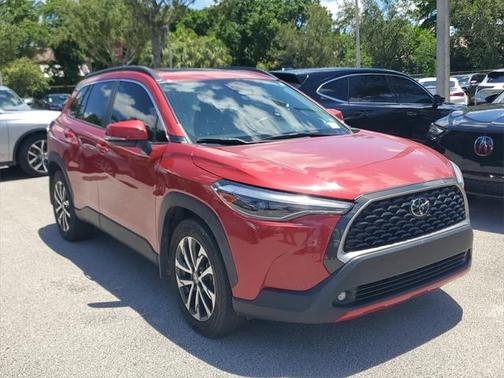 2023 Toyota Corolla Cross XLE