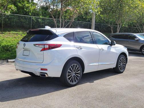 Platinum 2026 Acura RDX Advance Package