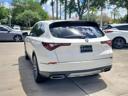 Platinum White Pearl 2026 Acura MDX Technology Package