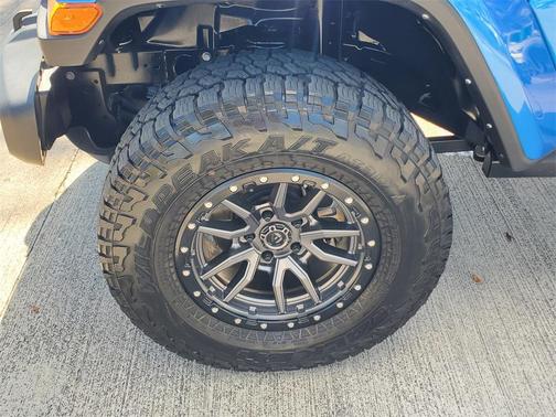 2023 Jeep Gladiator Willys 4x4