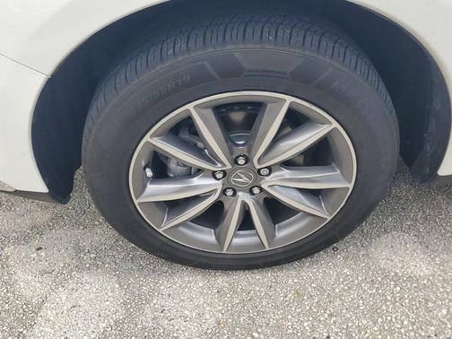 White 2023 Acura RDX Technology Package