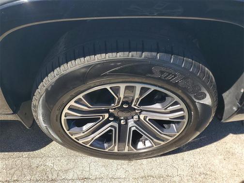 2024 Jeep Wagoneer L Series II 4x2