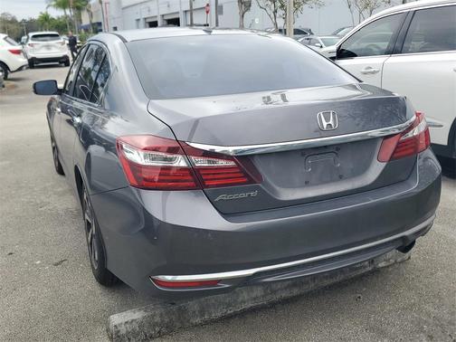2017 Honda Accord EX-L w/Navigation & Honda Sensing