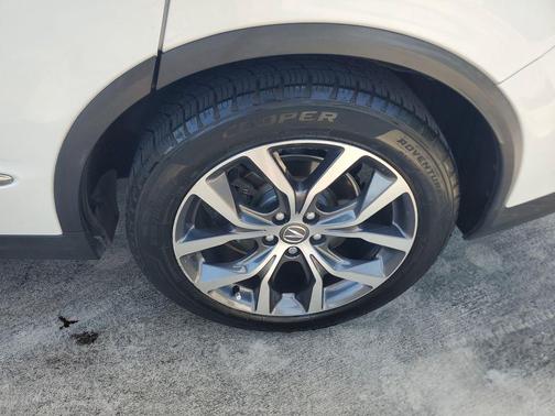 Platinum White Pearl 2022 Acura MDX Technology Package