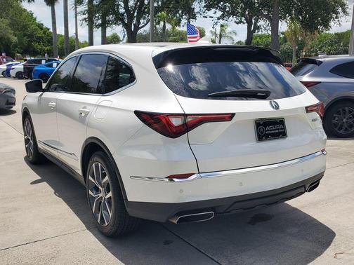 Platinum White Pearl 2023 Acura MDX Technology Package