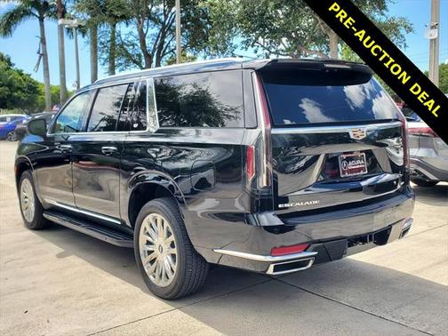 2023 Cadillac Escalade ESV Premium Luxury