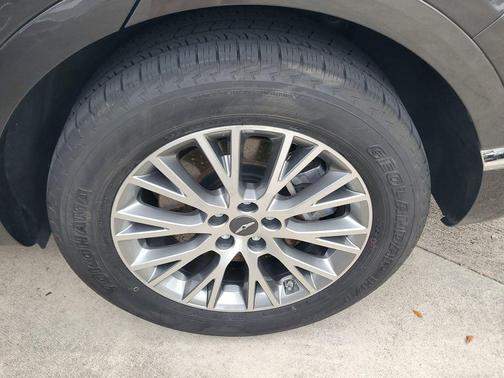 Makalu Gray 2024 Genesis GV80 2.5T