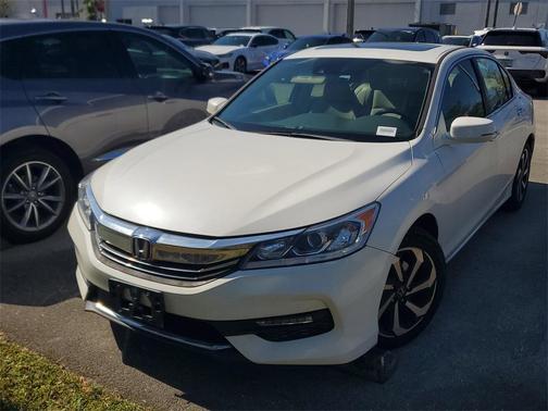 2017 Honda Accord EX-L w/Navigation & Honda Sensing