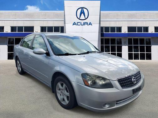 Silver 2006 Nissan Altima 2.5 S