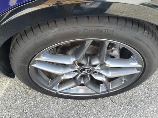 2017 INFINITI QX30 Sport