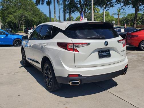 Platinum White Pearl 2025 Acura RDX Base