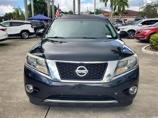 2016 Nissan Pathfinder SV