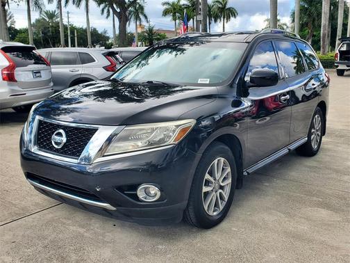 2016 Nissan Pathfinder SV