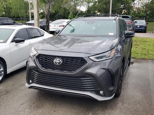 2023 Toyota Highlander XSE