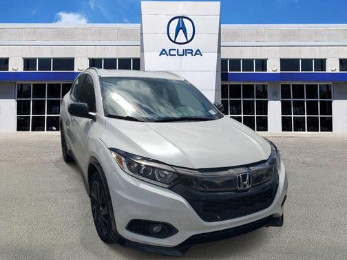 Platinum White Pearl 2022 Honda HR-V 2WD Sport