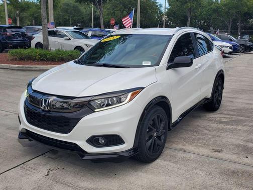 Platinum White Pearl 2022 Honda HR-V 2WD Sport