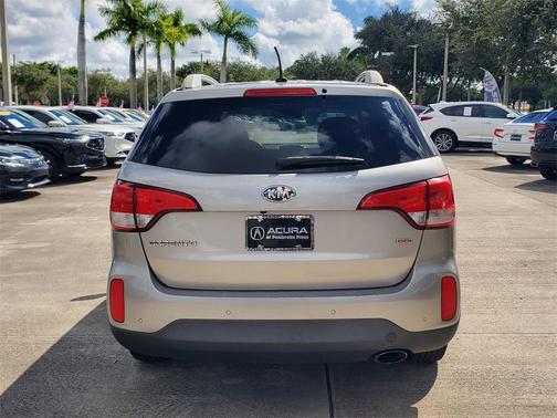 2015 Kia Sorento LX