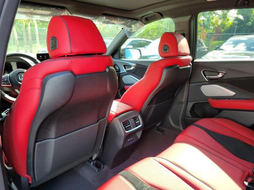 Majestic 2026 Acura RDX Base