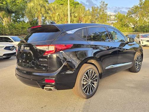 2025 Acura RDX Advance Package