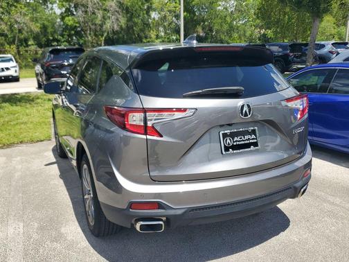 Liquid Carbon Metallic 2023 Acura RDX Technology Package