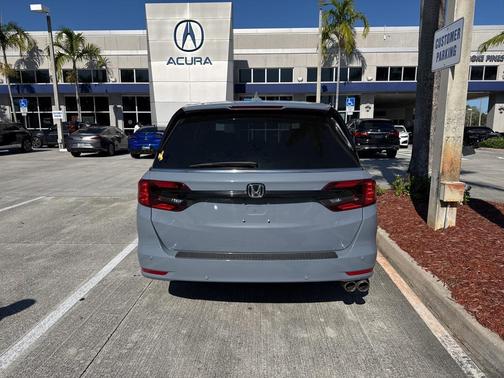 2023 Honda Odyssey Sport